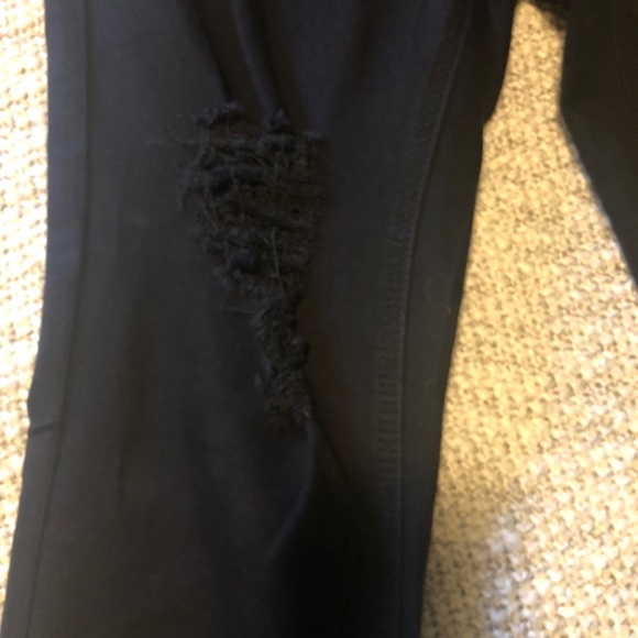 Guess Jeans - Picture 2 of 5